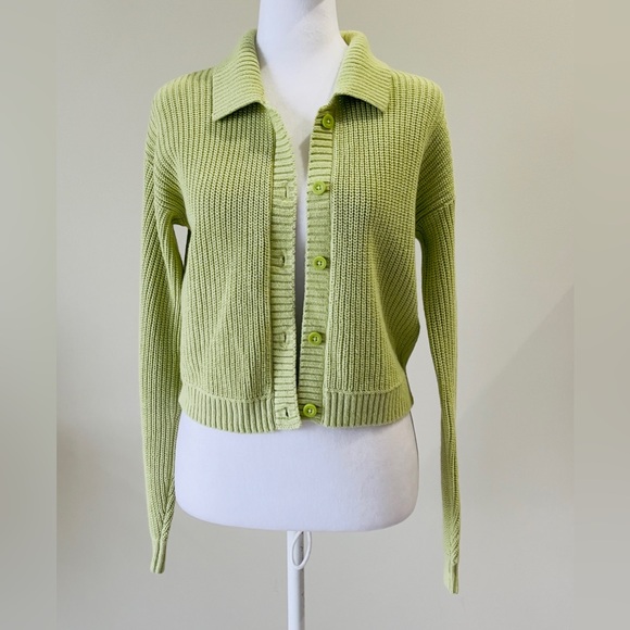 Hollister Sweaters - hollister Co EUC Long Sleeve Green Front Button Cardigan Sweater Size Small
